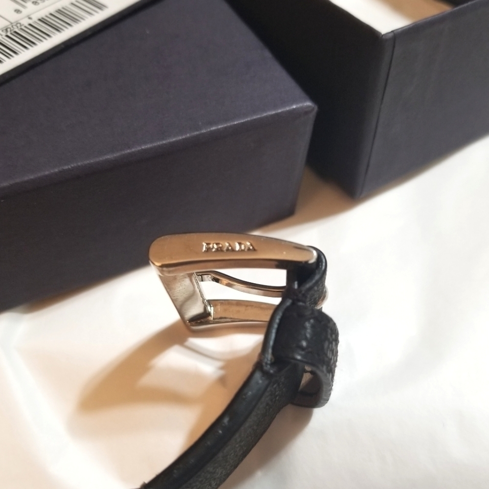 𝅺PRADA Ebony Leather and Wood Belt motif Bracelet - Picture 3 of 7